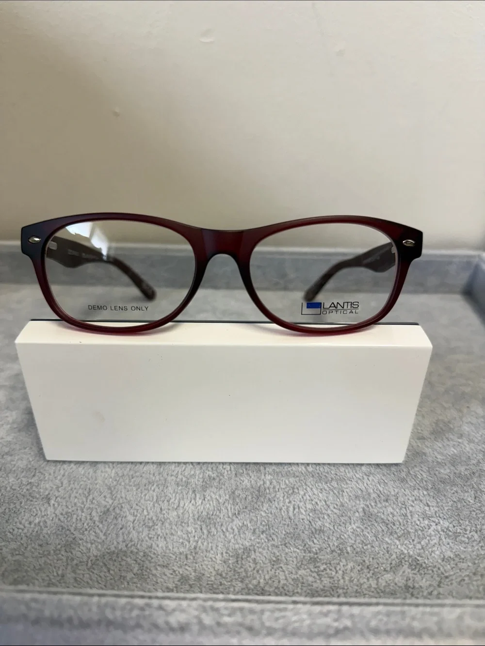 NWOT Lantis Optical L6018 Burgundy Plastic Full-Rim Oval Glasses Eyesize 52